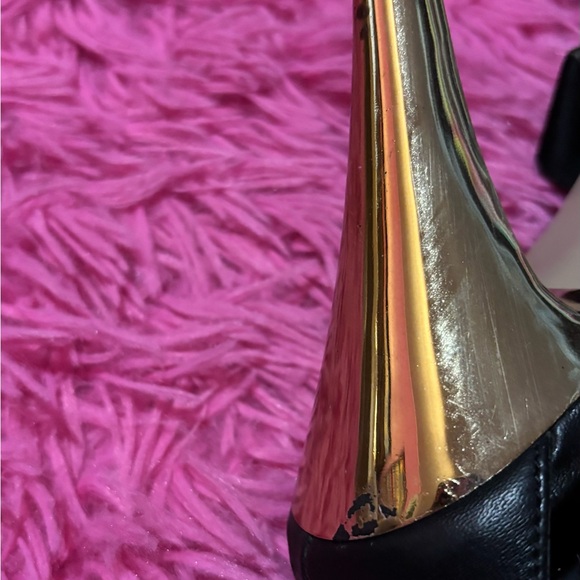 Halston Leather T-Strap Platform Heels - Picture 10 of 12